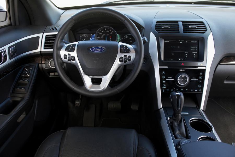  Ford Explorer 2011 года  (фото 87 из 174)